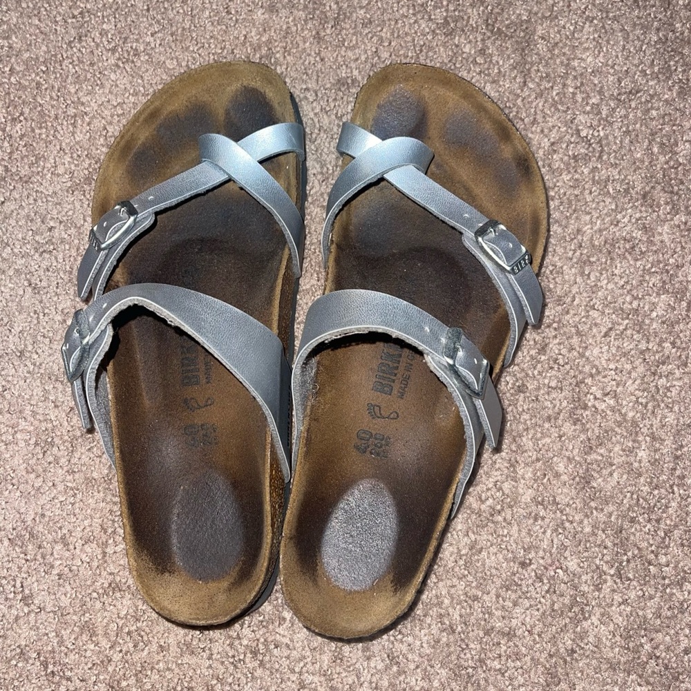 Birkenstock Mayari size 40 Silver